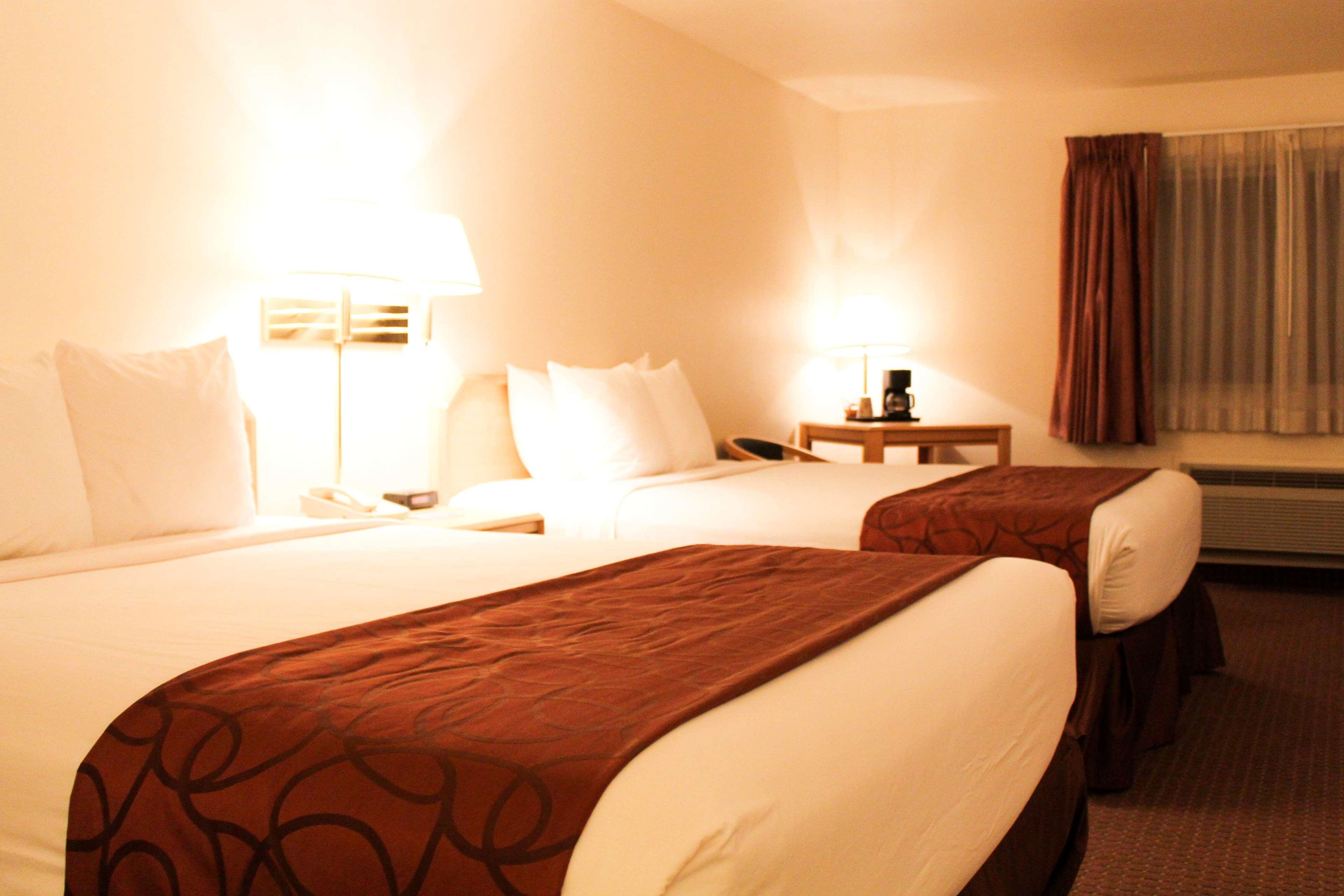 Inn At Lander, Travelodge By Wyndham Экстерьер фото